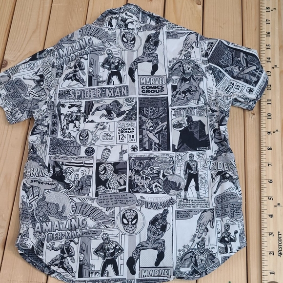 BOYS QUALITY BUNDLE vinyardvines,polo,marvel 2T3T - Picture 9 of 10